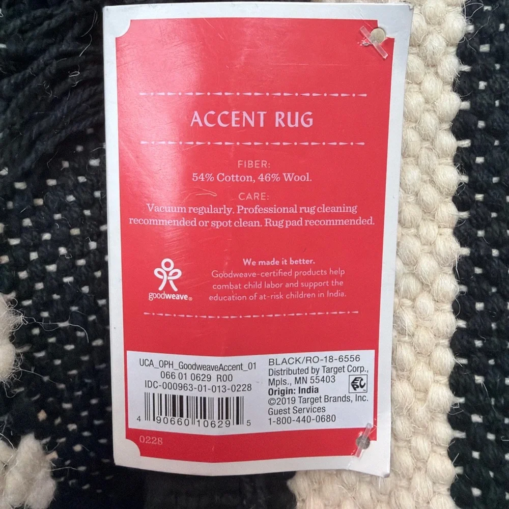 NWT‎ OPALHOUSE SMALL RUG 24”x36